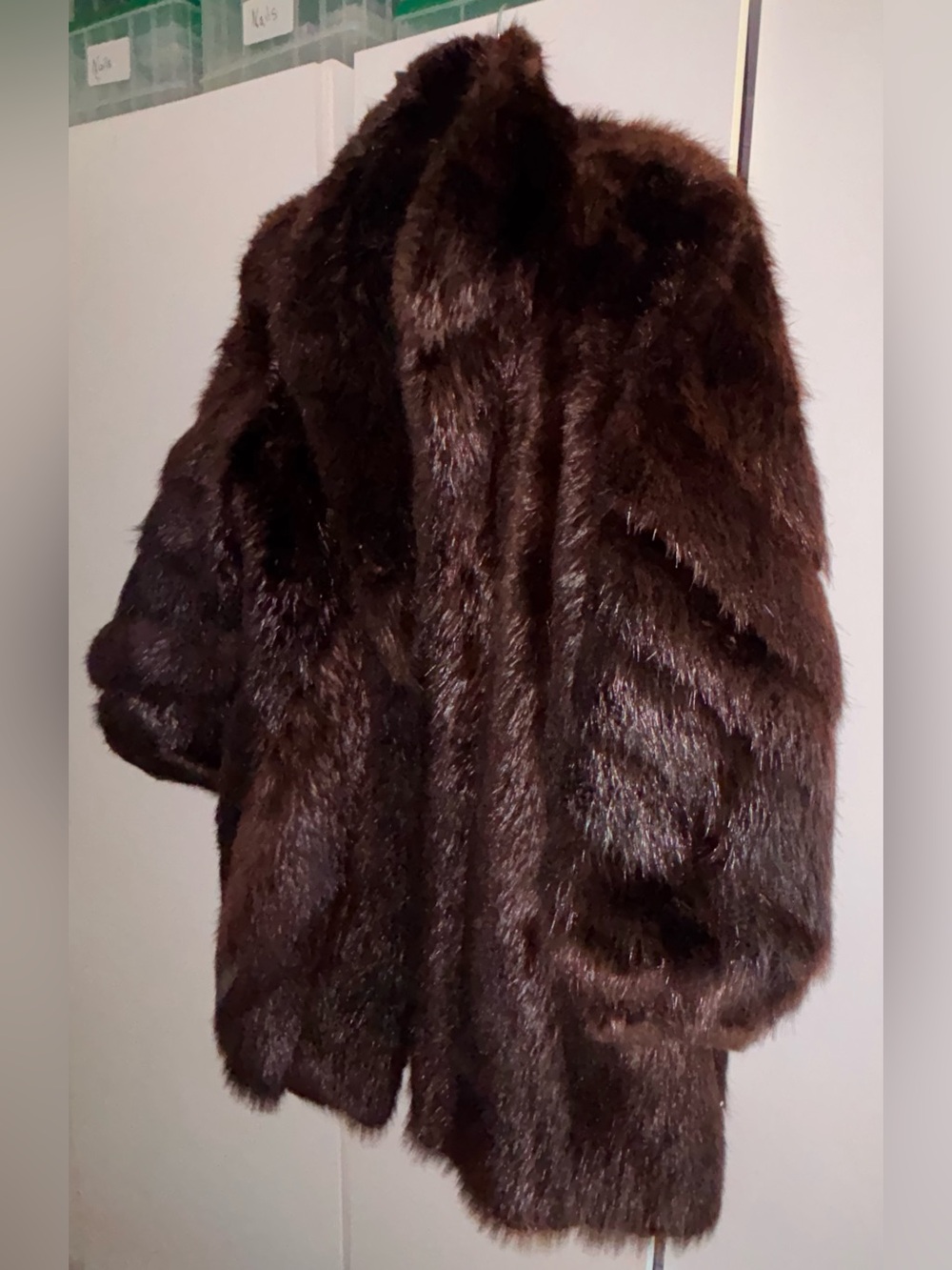 Vintage Raccoon Fur Coat From Macy’s Fur Salon Size Medium. All Offers Consider - Picture 4 of 8
